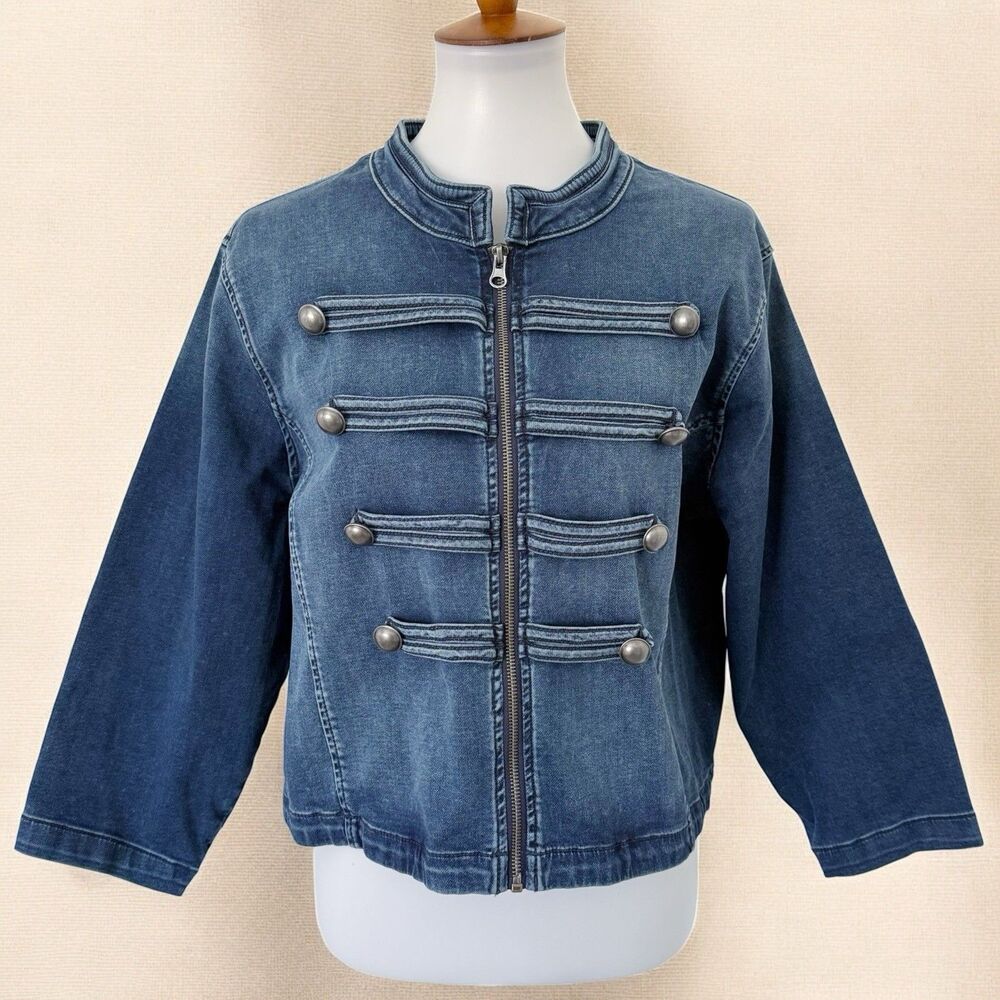Torrid Women’s Denim Military Crop Jacket Lightweight Size 3 Blue NWT
